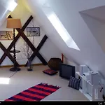 Appartement Les Toits du Tonnelier - 64 m2 - situation plein centre médiéval - sauna - 2 garages