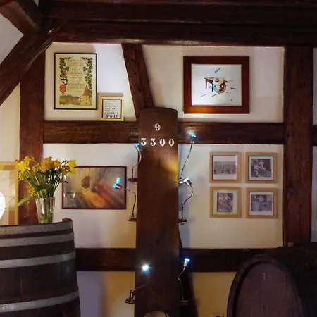 Appartement Les Toits Du Tonnelier - 64m2 - Plein Centre Medieval - Sauna - Garage