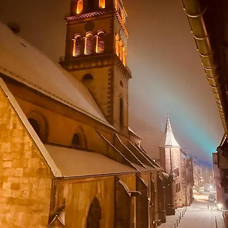 Les Toits Du Tonnelier - 64 M2 - Situation Plein Centre Medieval - Sauna - 2 Garages Lejlighed