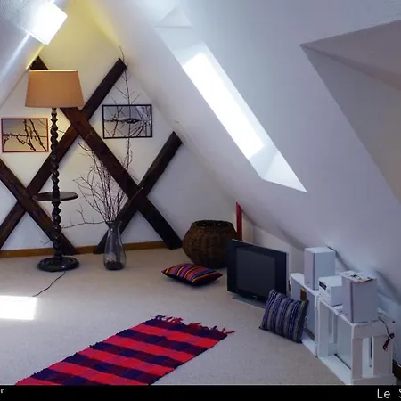 Апартаменты Les Toits Du Tonnelier - 64m2 - Plein Centre Medieval - Sauna - Garage